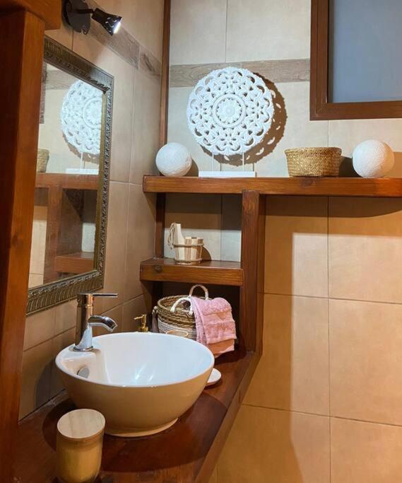 Eden Chalet, Spa Privatif Les Abymes Ngoại thất bức ảnh